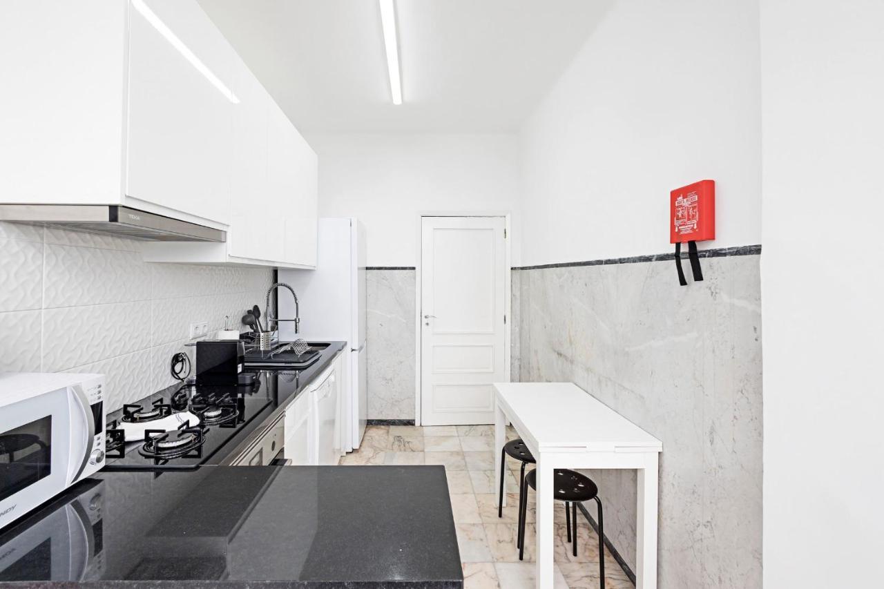 Torrinha 83 Apartments By Lovelystay Porto Eksteriør bilde